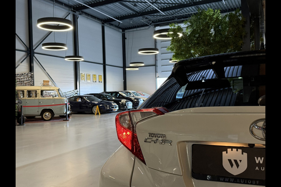 Toyota C-HR 1.2 Active | Cruise | Stoelverwarming | Navi | Clima | LED