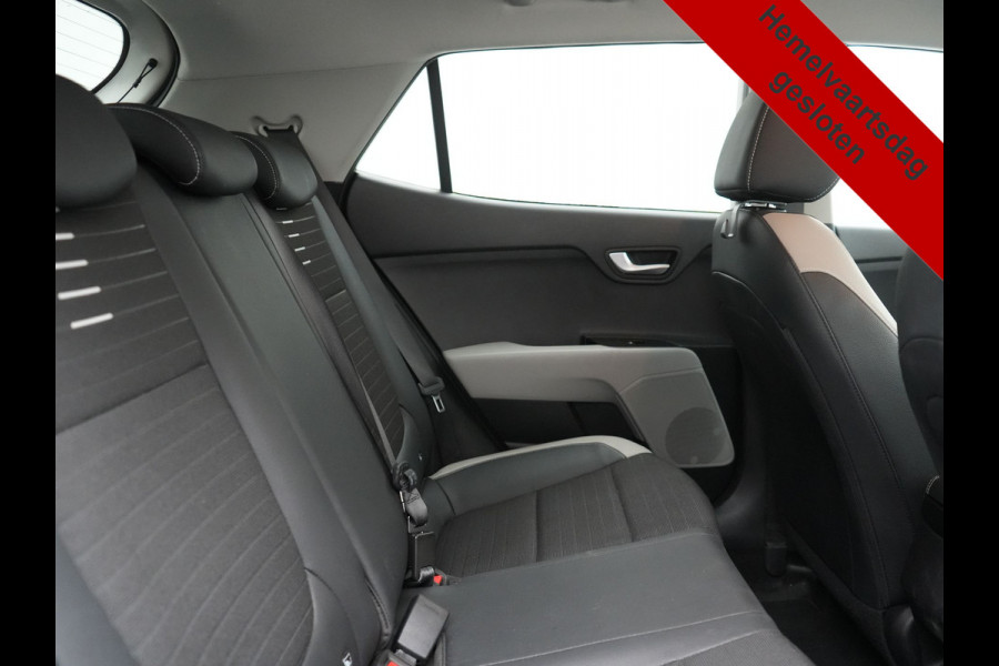 Kia Stonic 1.0 T-GDi Black Edition 99pk H6 | Trekhaak Afn. | Camera | Apple Carplay | Cruise Control | Lane Assist | Navigatie | DAB |
