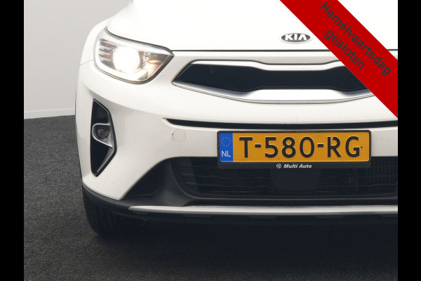 Kia Stonic 1.0 T-GDi Black Edition 99pk H6 | Trekhaak Afn. | Camera | Apple Carplay | Cruise Control | Lane Assist | Navigatie | DAB |