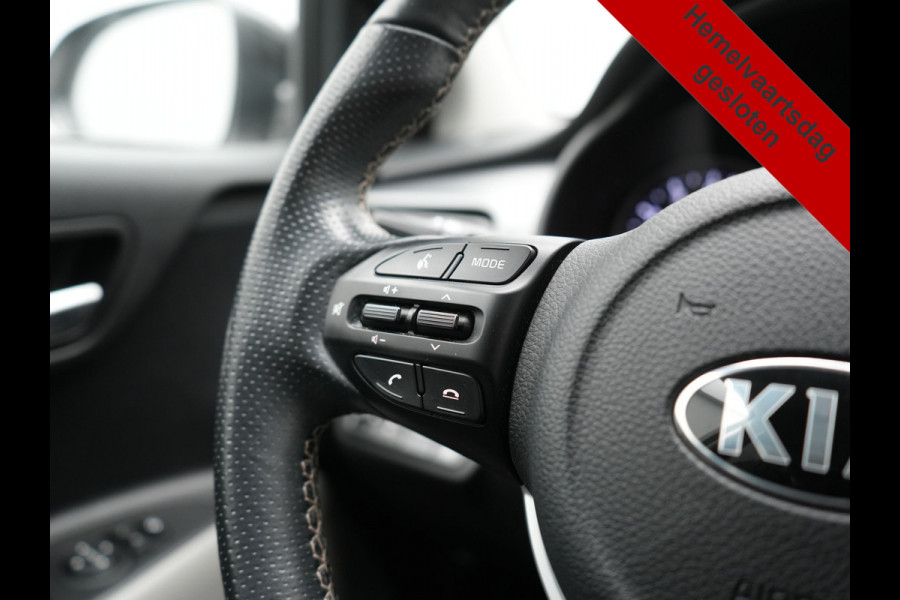 Kia Stonic 1.0 T-GDi Black Edition 99pk H6 | Trekhaak Afn. | Camera | Apple Carplay | Cruise Control | Lane Assist | Navigatie | DAB |