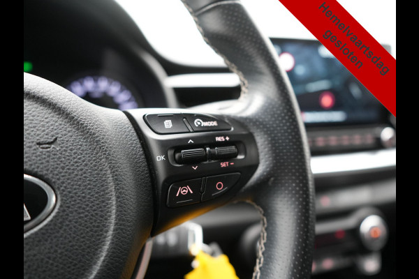 Kia Stonic 1.0 T-GDi Black Edition 99pk H6 | Trekhaak Afn. | Camera | Apple Carplay | Cruise Control | Lane Assist | Navigatie | DAB |