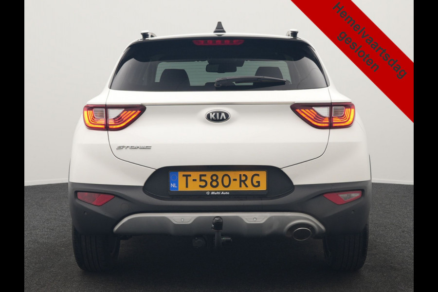 Kia Stonic 1.0 T-GDi Black Edition 99pk H6 | Trekhaak Afn. | Camera | Apple Carplay | Cruise Control | Lane Assist | Navigatie | DAB |