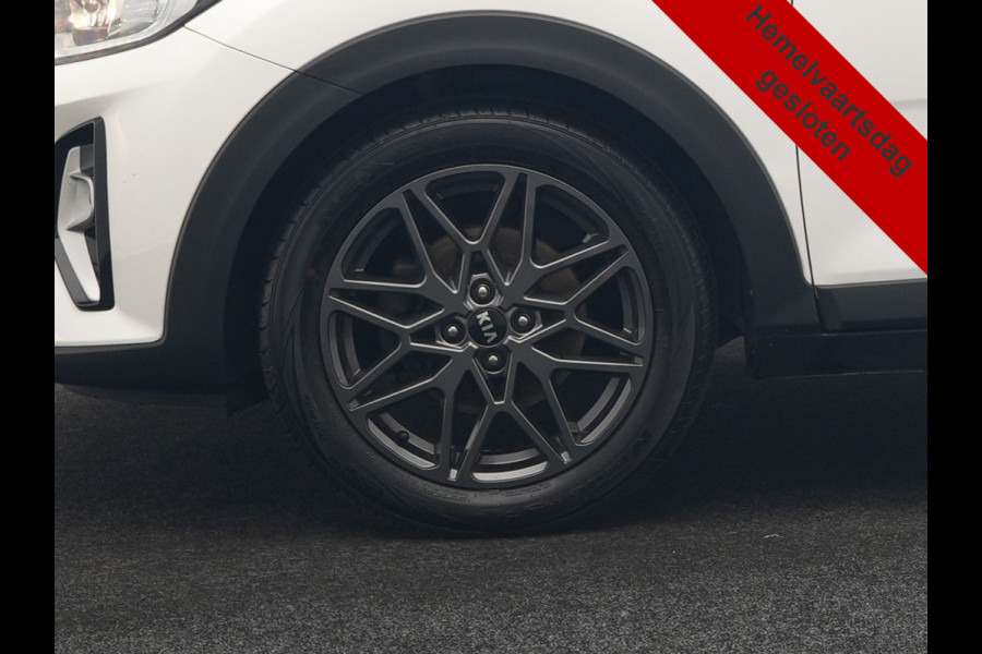 Kia Stonic 1.0 T-GDi Black Edition 99pk H6 | Trekhaak Afn. | Camera | Apple Carplay | Cruise Control | Lane Assist | Navigatie | DAB |