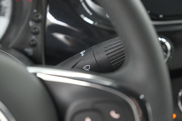 Fiat 500C 1.0 Hybrid Dolcevita | Apple Carplay | Parkeersensoren | Climate control