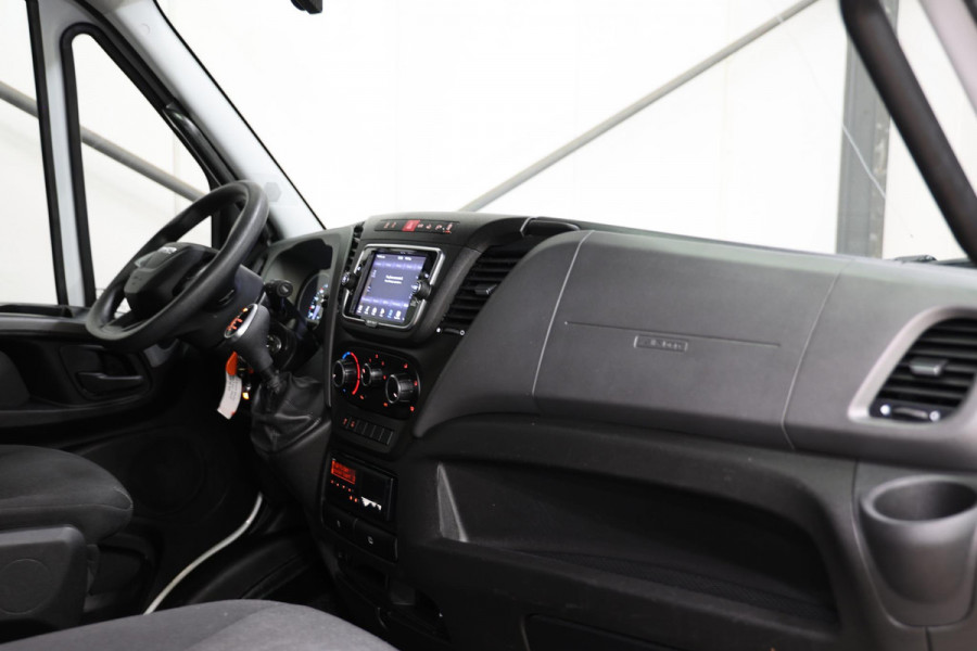 Iveco Daily 35S18 180PK 3.0 AUTOMAAT BAKWAGEN BE CLIXTAR