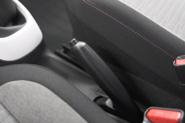 Citroën C1 1.0 VTi Feel | Bluetooth | Airco | Privacy Glas | 5 Deurs