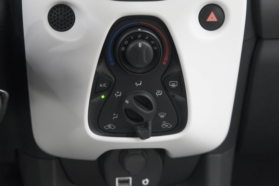 Citroën C1 1.0 VTi Feel | Bluetooth | Airco | Privacy Glas | 5 Deurs