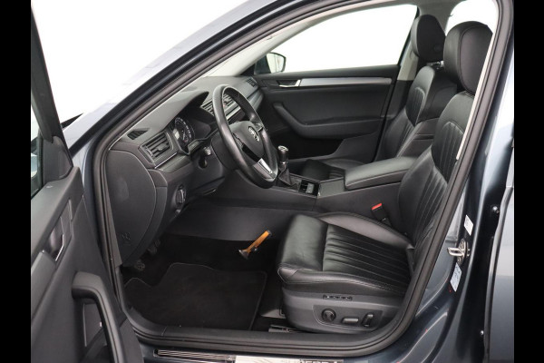Škoda Superb 1.5 TSI Style | Panoramadak | Leder | Stoelverwarming | Carplay | Bi-Xenon | Navigatie | Canton Sound | Side Assist | Park Assist | Memory | Cruise control | Climate control