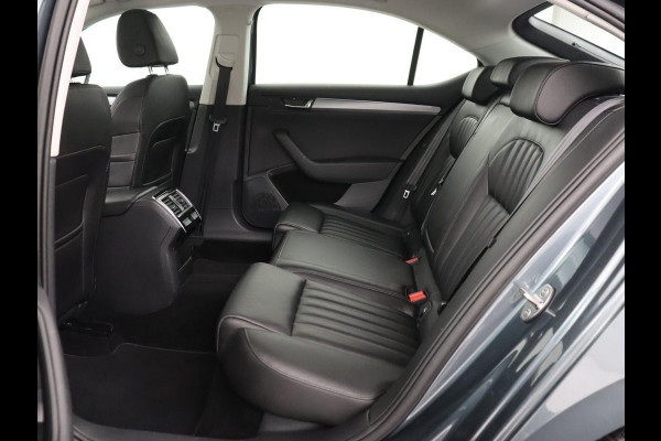 Škoda Superb 1.5 TSI Style | Panoramadak | Leder | Stoelverwarming | Carplay | Bi-Xenon | Navigatie | Canton Sound | Side Assist | Park Assist | Memory | Cruise control | Climate control