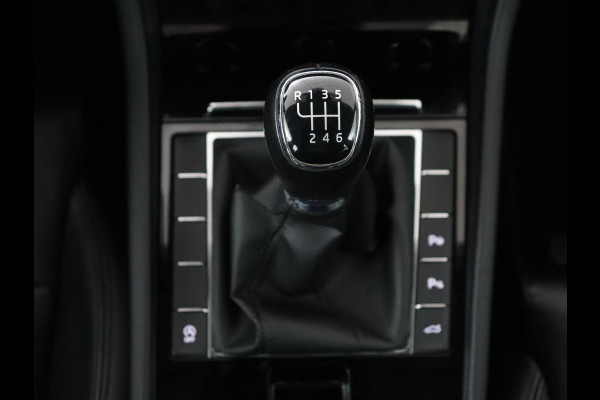 Škoda Superb 1.5 TSI Style | Panoramadak | Leder | Stoelverwarming | Carplay | Bi-Xenon | Navigatie | Canton Sound | Side Assist | Park Assist | Memory | Cruise control | Climate control