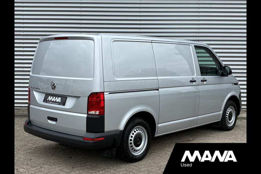 Volkswagen Transporter 2.0 TDI L1H1 Automaat Cruise Nav Sensoren Airco