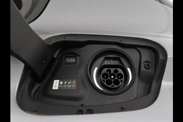 Peugeot 308 1.6 Plug-in Hybrid 180 Active Pack Business | SOH 95,4% | Carplay | Full LED | Cruise control | Parkeerhulp | Climate control | Digital Cockpit | PHEV