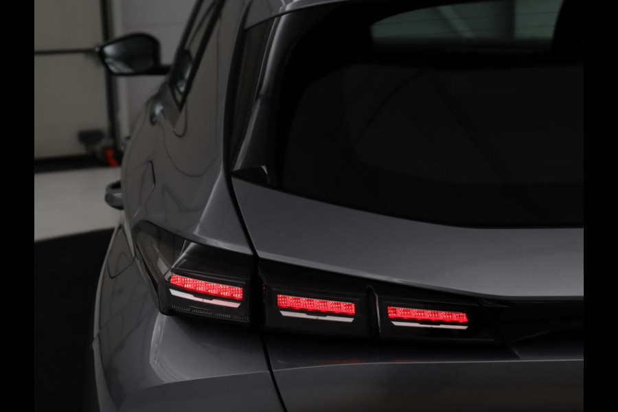 Peugeot 308 1.6 Plug-in Hybrid 180 Active Pack Business | SOH 95,4% | Carplay | Full LED | Cruise control | Parkeerhulp | Climate control | Digital Cockpit | PHEV