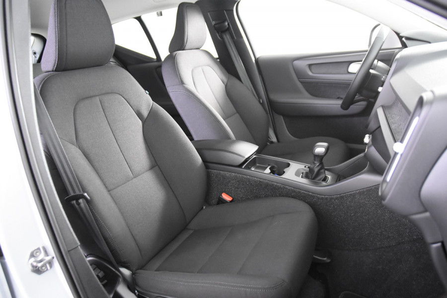 Volvo XC40 1.5 T2 Momentum *1ste Eigenaar*Navigatie*Camera*Carplay*