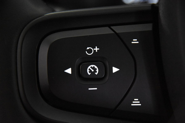Volvo XC40 1.5 T2 Momentum *1ste Eigenaar*Navigatie*Camera*Carplay*