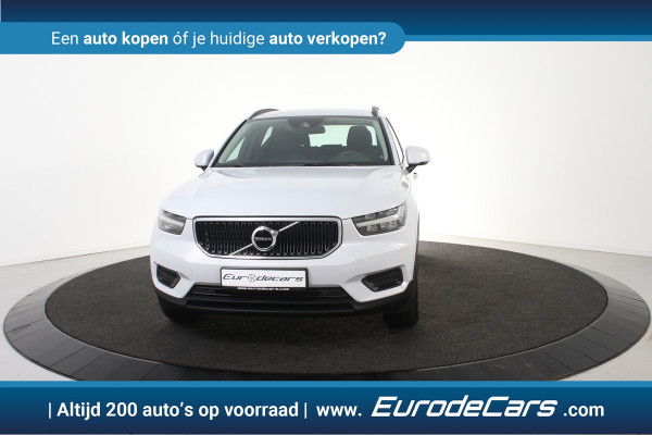 Volvo XC40 1.5 T2 Momentum *1ste Eigenaar*Navigatie*Camera*Carplay*