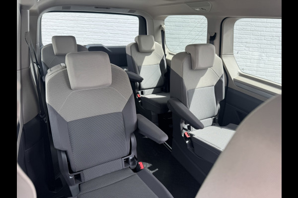 Volkswagen Multivan 1.4 eHybrid L2H1 Trekhaak 1600kg Camera Clima Cruise Navigatie Carplay