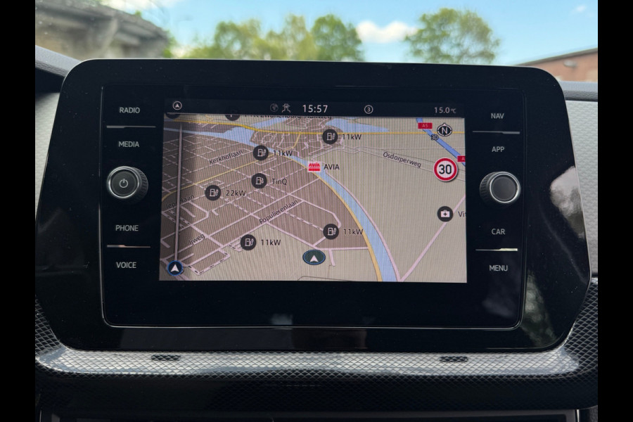 Volkswagen T-Cross TSI 115PK LIFE EDITION CARPLAY/ACC/PDC/NAVI fabrieksgarantie