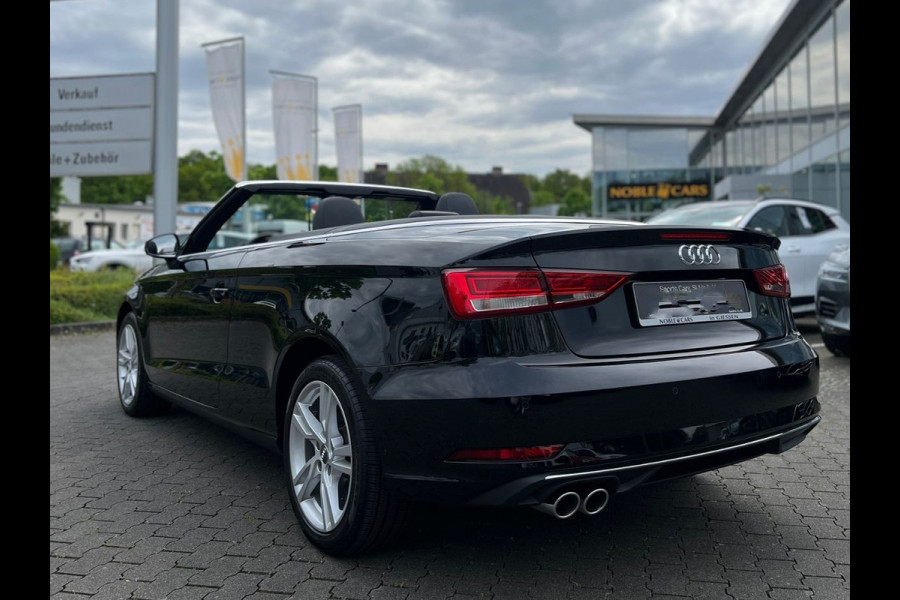 Audi A3 Cabriolet 35 Tfsi Design ** XENON, NAVI, HALF-LEDER, CRUISE, 2-zone AIRCO, 17-inch LMV ** 1e EIG - Slechts 23.600km. ** ** INFORMEER OOK NAAR ONZE AANTREKKELIJKE FINANCIAL-LEASE TARIEVEN **