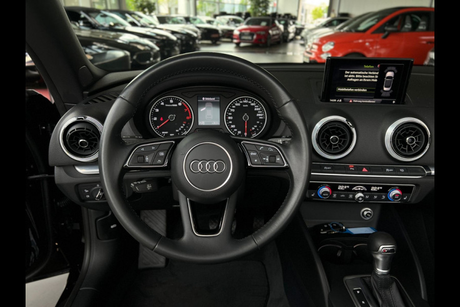 Audi A3 Cabriolet 35 Tfsi Design ** XENON, NAVI, HALF-LEDER, CRUISE, 2-zone AIRCO, 17-inch LMV ** 1e EIG - Slechts 23.600km. ** ** INFORMEER OOK NAAR ONZE AANTREKKELIJKE FINANCIAL-LEASE TARIEVEN **