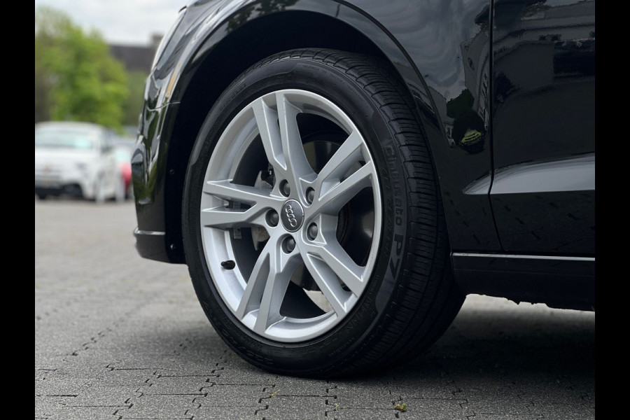 Audi A3 Cabriolet 35 Tfsi Design ** XENON, NAVI, HALF-LEDER, CRUISE, 2-zone AIRCO, 17-inch LMV ** 1e EIG - Slechts 23.600km. ** ** INFORMEER OOK NAAR ONZE AANTREKKELIJKE FINANCIAL-LEASE TARIEVEN **