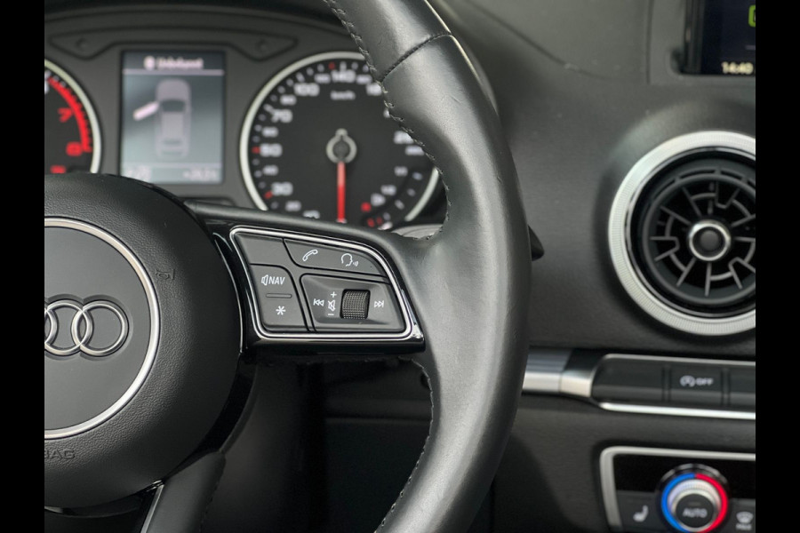 Audi A3 Cabriolet 35 Tfsi Design ** XENON, NAVI, HALF-LEDER, CRUISE, 2-zone AIRCO, 17-inch LMV ** 1e EIG - Slechts 23.600km. ** ** INFORMEER OOK NAAR ONZE AANTREKKELIJKE FINANCIAL-LEASE TARIEVEN **