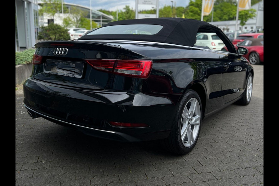 Audi A3 Cabriolet 35 Tfsi Design ** XENON, NAVI, HALF-LEDER, CRUISE, 2-zone AIRCO, 17-inch LMV ** 1e EIG - Slechts 23.600km. ** ** INFORMEER OOK NAAR ONZE AANTREKKELIJKE FINANCIAL-LEASE TARIEVEN **
