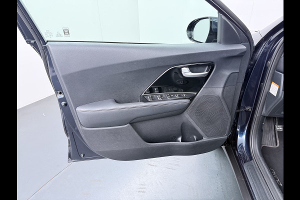 Kia Niro 1.6 GDi Hybrid DynamicLine - Cruise Control - Lichtmetalen Velgen - Navigatie - Climate Control - Apple/Android Carplay - Virena Zekerheidspakket €895