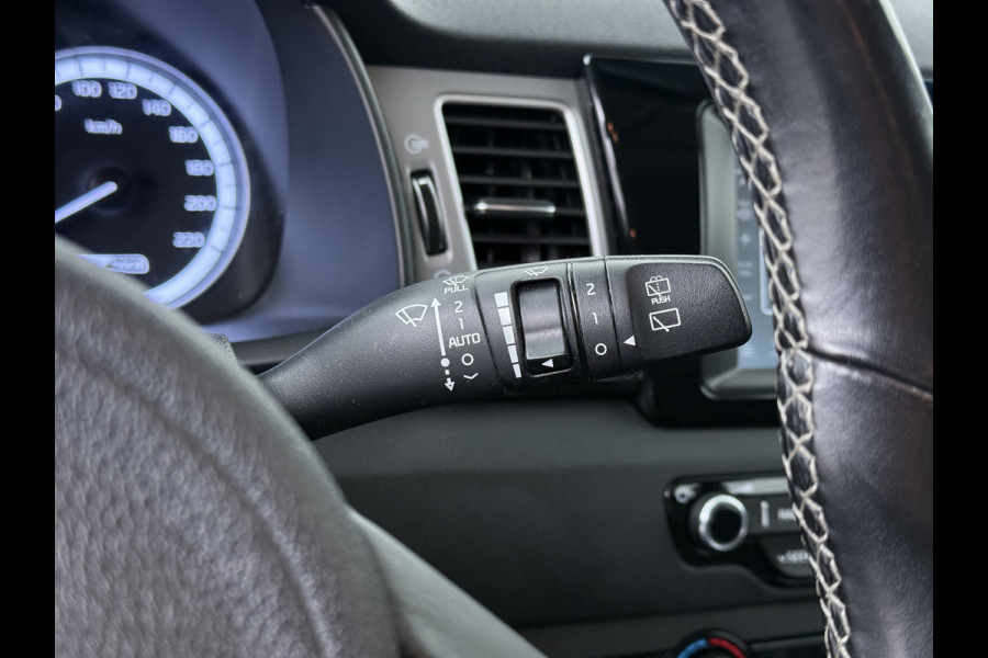 Kia Niro 1.6 GDi Hybrid DynamicLine - Cruise Control - Lichtmetalen Velgen - Navigatie - Climate Control - Apple/Android Carplay - Virena Zekerheidspakket €895