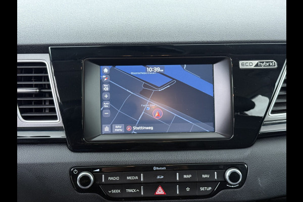 Kia Niro 1.6 GDi Hybrid DynamicLine - Cruise Control - Lichtmetalen Velgen - Navigatie - Climate Control - Apple/Android Carplay - Virena Zekerheidspakket €895