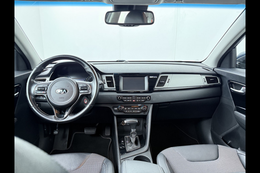 Kia Niro 1.6 GDi Hybrid DynamicLine - Cruise Control - Lichtmetalen Velgen - Navigatie - Climate Control - Apple/Android Carplay - Virena Zekerheidspakket €895