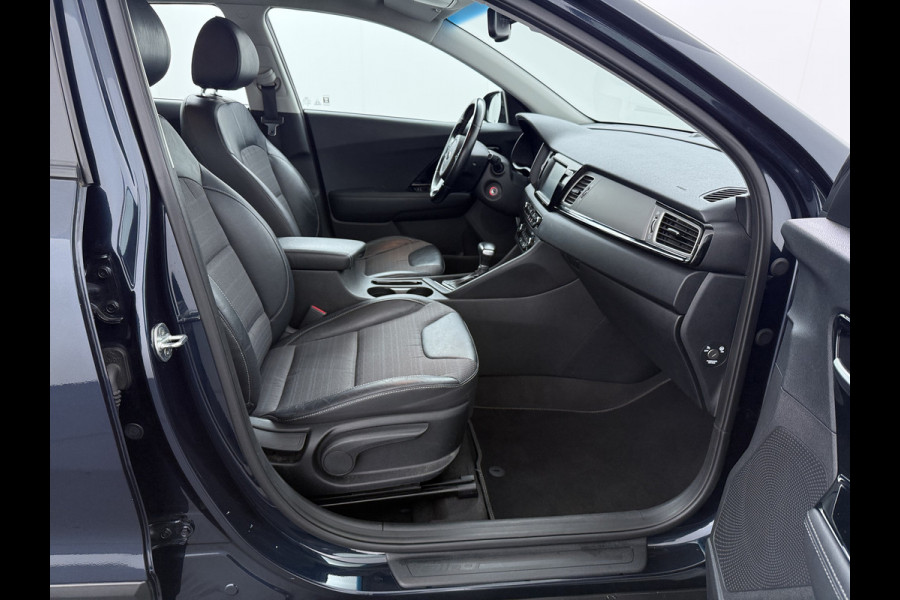 Kia Niro 1.6 GDi Hybrid DynamicLine - Cruise Control - Lichtmetalen Velgen - Navigatie - Climate Control - Apple/Android Carplay - Virena Zekerheidspakket €895