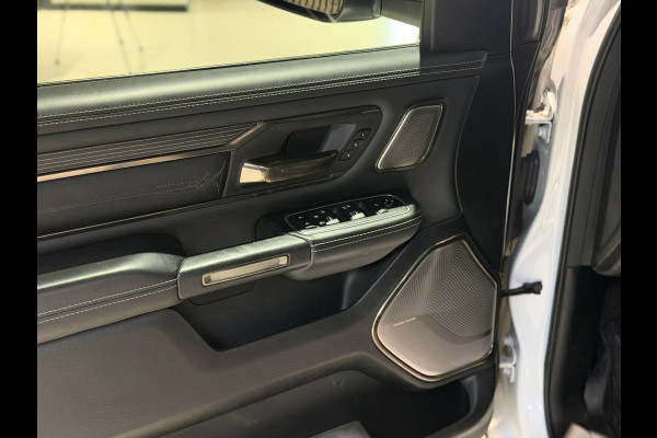Dodge Ram 1500 5.7 V8 4x4 Crew Cab Limited|Pano|Head-Up|Camera|Harman/Cardon|Split-Tailgate|LPG|Luchtvering|Onderbouw
