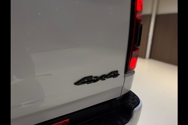 Dodge Ram 1500 5.7 V8 4x4 Crew Cab Limited|Pano|Head-Up|Camera|Harman/Cardon|Split-Tailgate|LPG|Luchtvering|Onderbouw