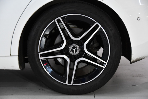 Mercedes-Benz A-Klasse 250 Sport, Pano, Applecarplay