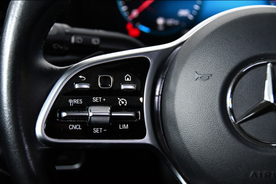 Mercedes-Benz A-Klasse 250 Sport, Pano, Applecarplay