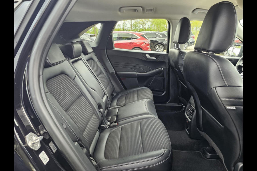 Ford Kuga 2.5 PHEV Titanium X Wegklapbare trekhaak | 1.500 kg trekvermogen | Camera v+a | Half leder | Lane assist | Winterpack etc.