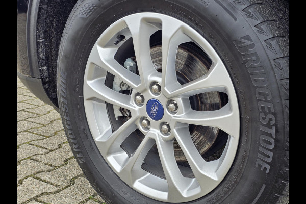Ford Kuga 2.5 PHEV Titanium X Wegklapbare trekhaak | 1.500 kg trekvermogen | Camera v+a | Half leder | Lane assist | Winterpack etc.