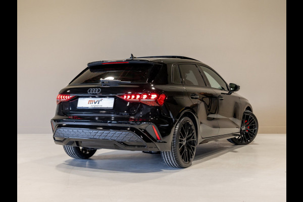Audi A3 Sportback 35 TFSI S-Line edition / 150pk / Panorama dak / Sonos / Achteruitrij camera /