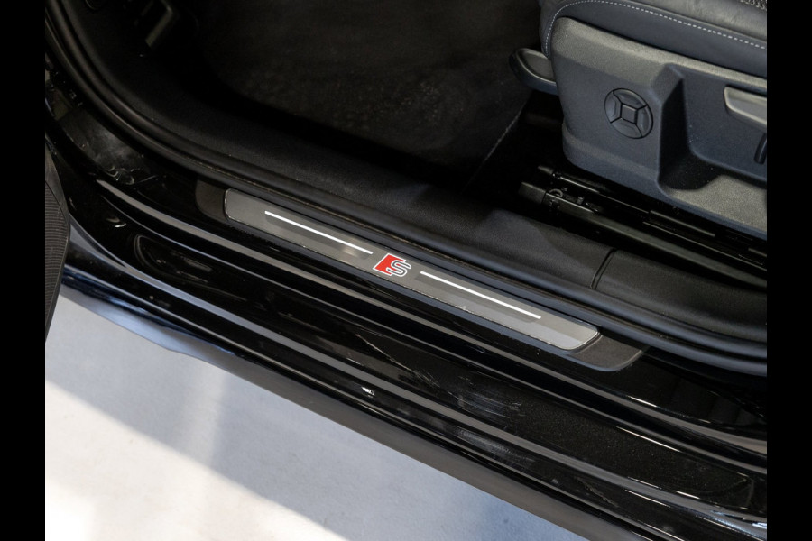 Audi A3 Sportback 35 TFSI S-Line edition / 150pk / Panorama dak / Sonos / Achteruitrij camera /