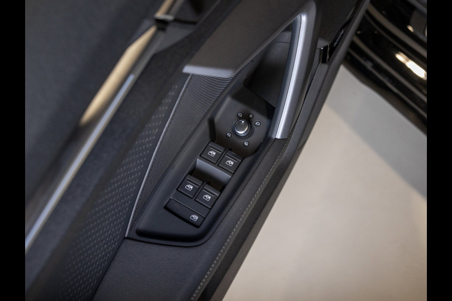 Audi A3 Sportback 35 TFSI S-Line edition / 150pk / Panorama dak / Sonos / Achteruitrij camera /