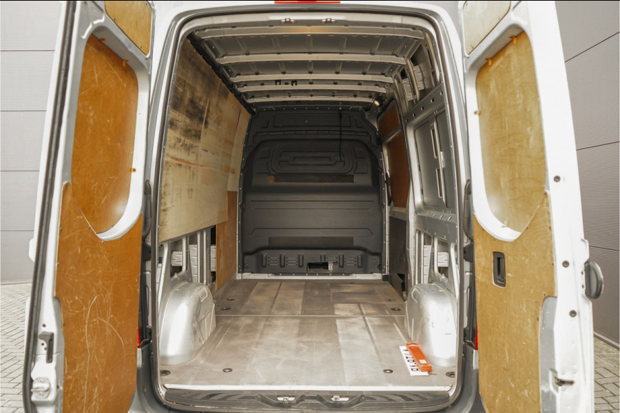 Mercedes-Benz Sprinter 314 2.2 CDI L2H2 Automaat LED Navi 18" Trekhaak