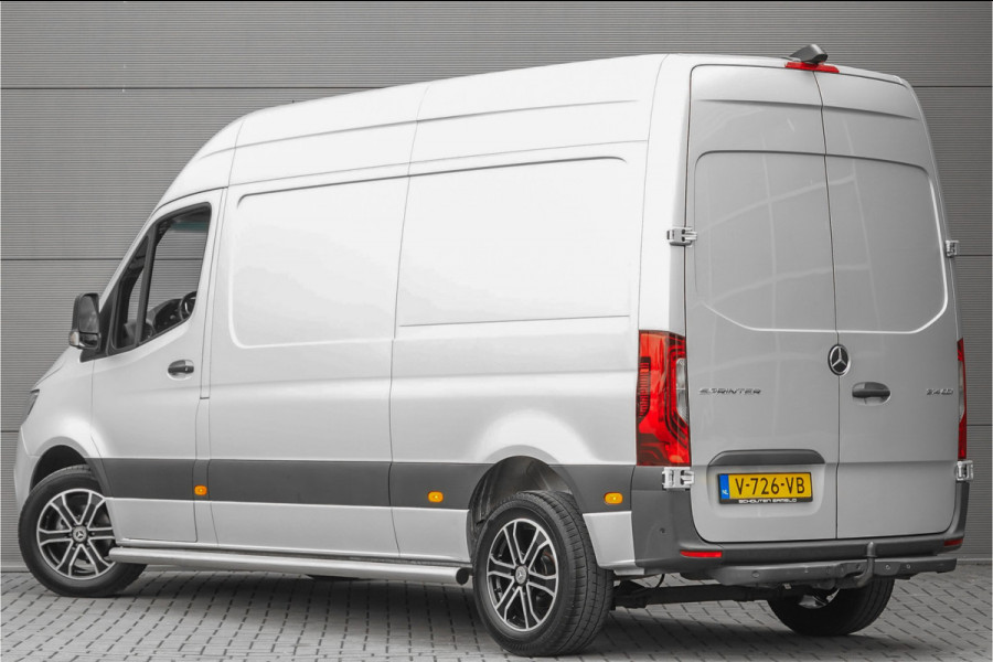 Mercedes-Benz Sprinter 314 2.2 CDI L2H2 Automaat LED Navi 18" Trekhaak
