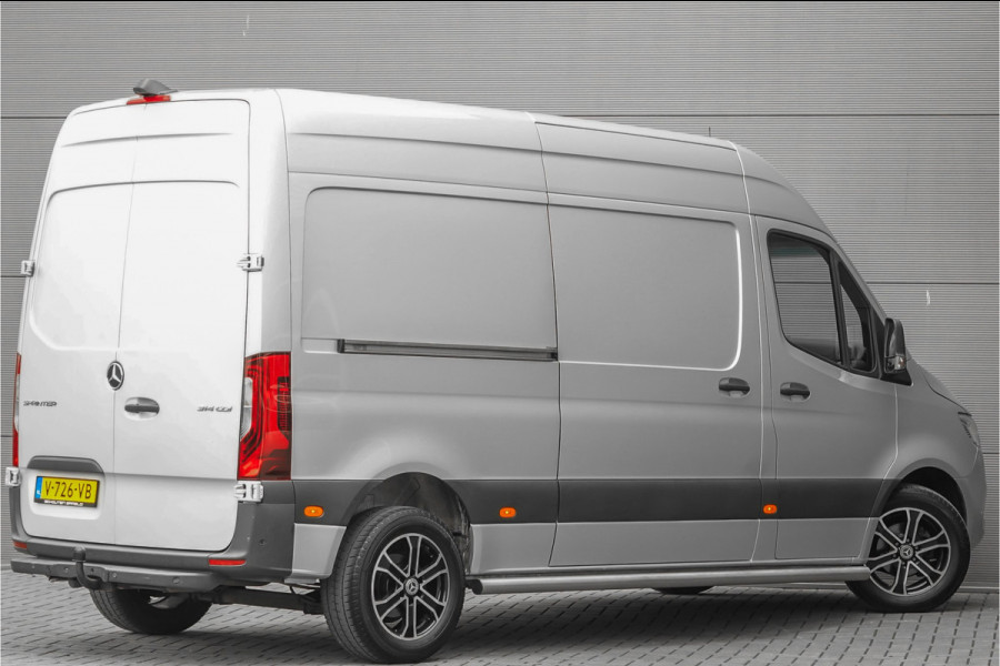 Mercedes-Benz Sprinter 314 2.2 CDI L2H2 Automaat LED Navi 18" Trekhaak