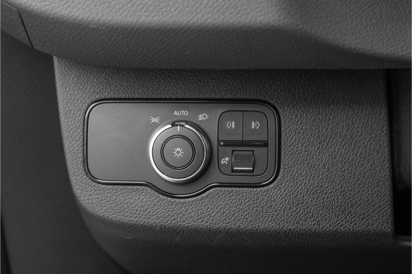 Mercedes-Benz Sprinter 314 2.2 CDI L2H2 Automaat LED Navi 18" Trekhaak