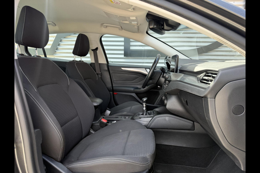 Ford FOCUS Wagon 1.0 EcoBoost Titanium Business 1e Eigenaar|Navi|Clima|Cruise|Carplay|PDC V+A|Goed onderhouden|N.A.P|APK tot 04-2027