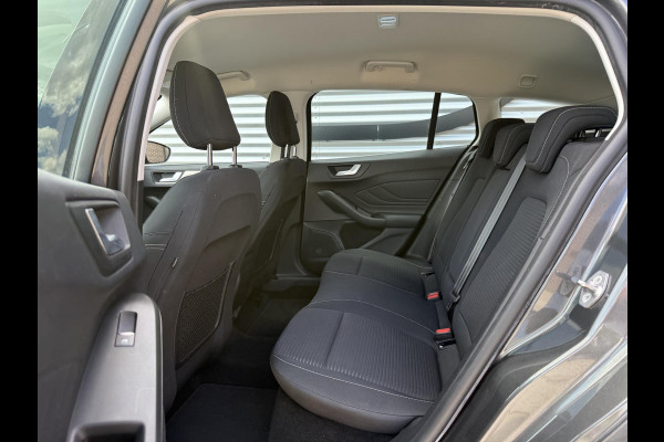 Ford FOCUS Wagon 1.0 EcoBoost Titanium Business 1e Eigenaar|Navi|Clima|Cruise|Carplay|PDC V+A|Goed onderhouden|N.A.P|APK tot 04-2027