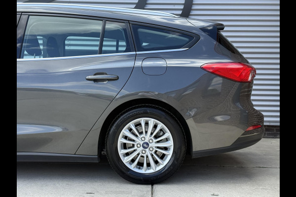 Ford FOCUS Wagon 1.0 EcoBoost Titanium Business 1e Eigenaar|Navi|Clima|Cruise|Carplay|PDC V+A|Goed onderhouden|N.A.P|APK tot 04-2027