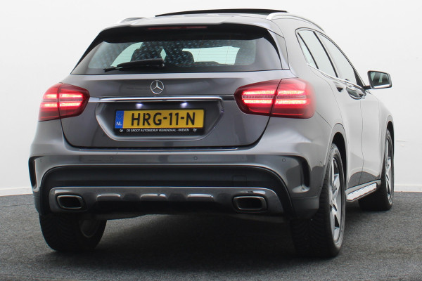 Mercedes-Benz GLA 200 Premium Plus AMG Panoramadak, Navigatie, Stoelverwarming, Cruise, 18"
