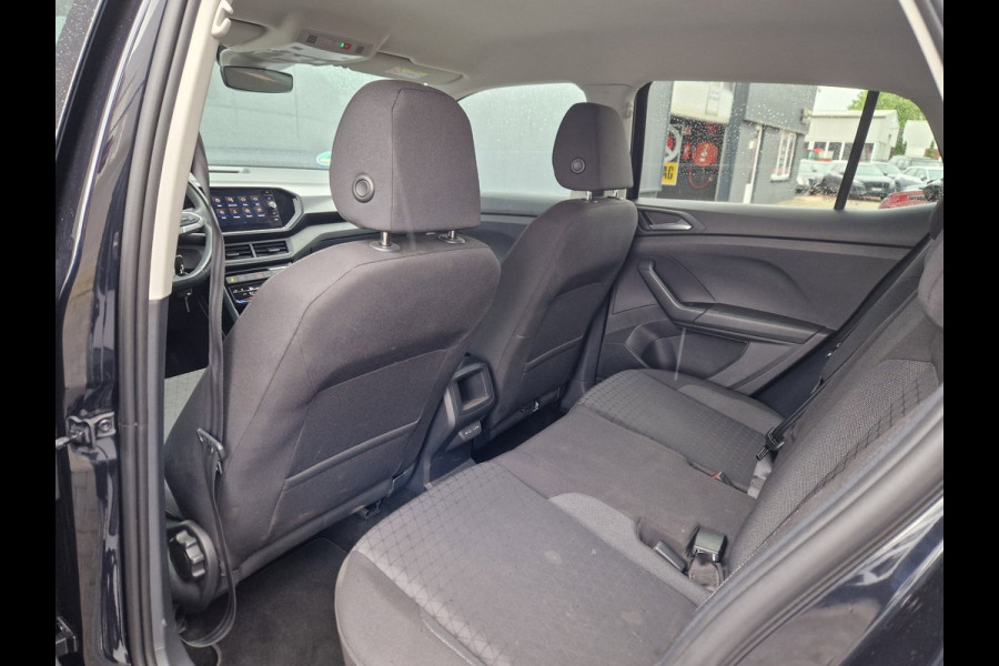 Volkswagen T-Cross 1.0 TSI DSG 110PK /Virtual /ACC /Trekhaak